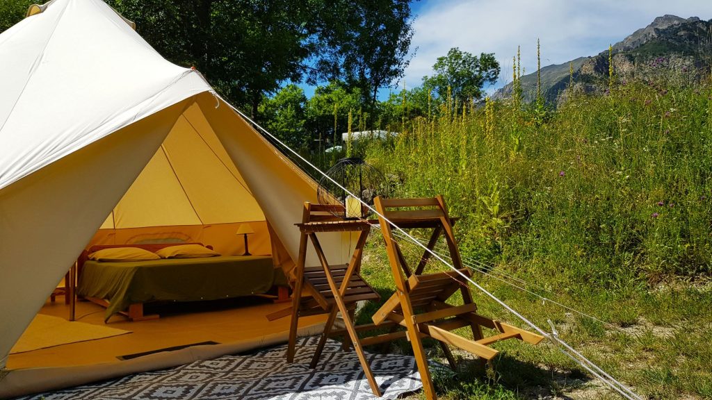 TIPI POUR FAMILLE AMIS